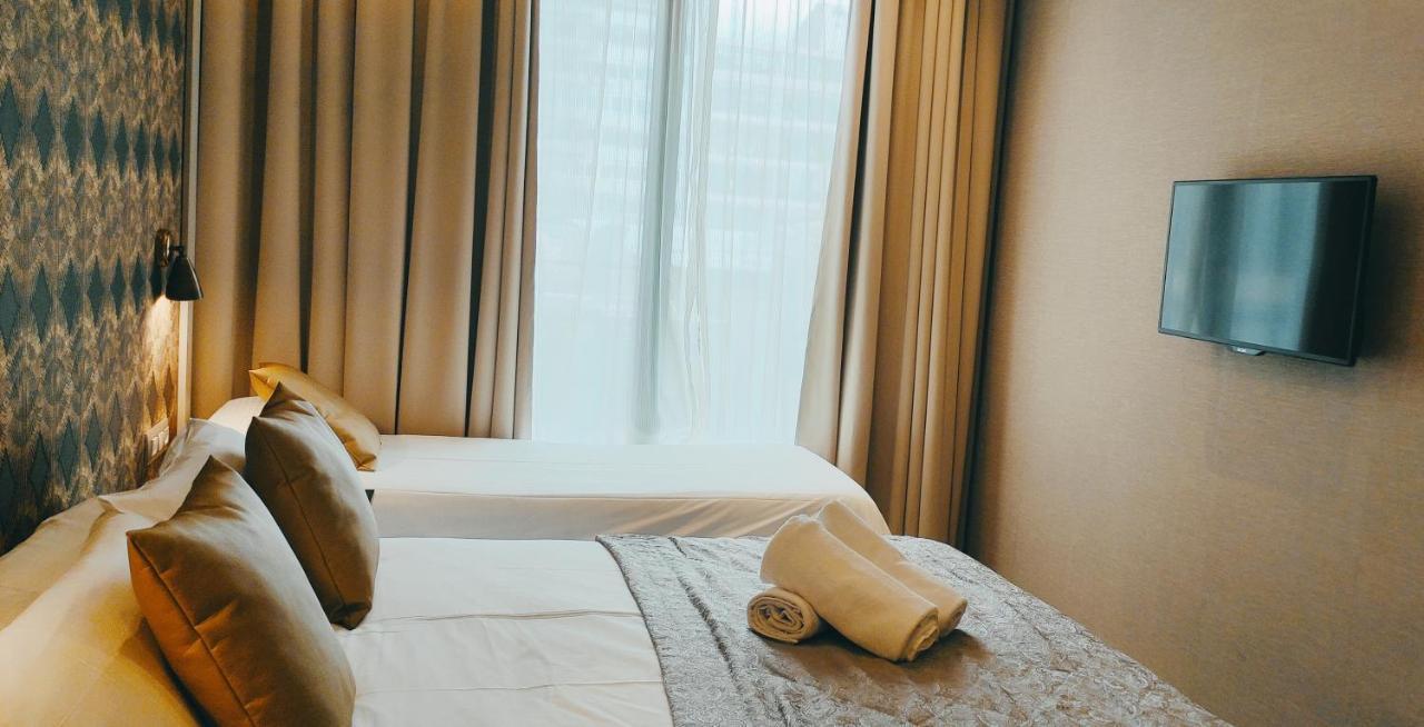 Casa Balmes 3* Barcellona